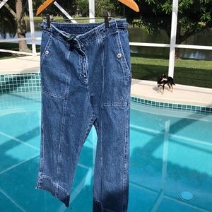 Ralph Lauren Petite capris measured size 30"